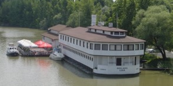 Botel Hotel Lisa ***