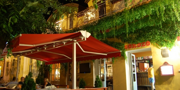 Club Hotel
