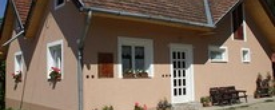 Fazekas Vendégház és Kemping