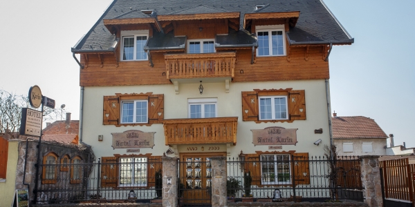Hotel Karin
