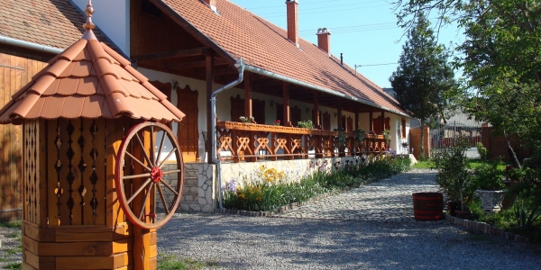 Ócsárdi Tópanzió