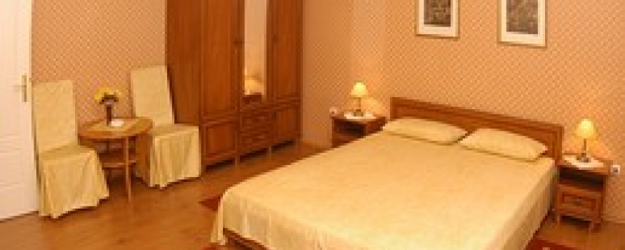 Peron Panzió Söröző